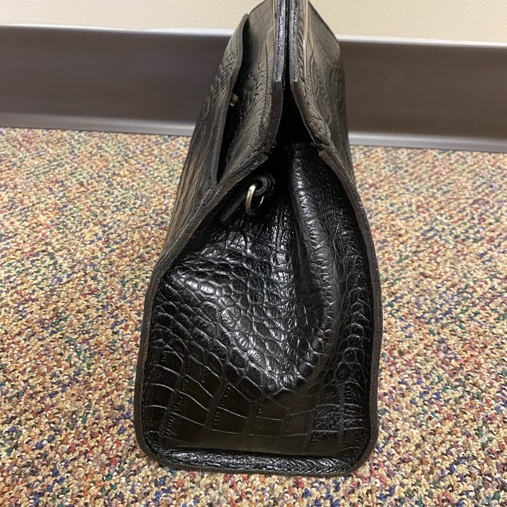 Patricia Nash black croc purse - Picture 4 of 6